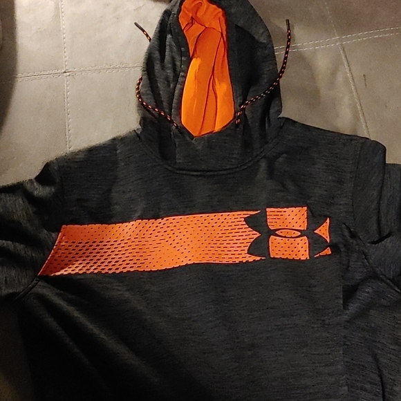 Under Armour Hoodie - Picture 1 of 2